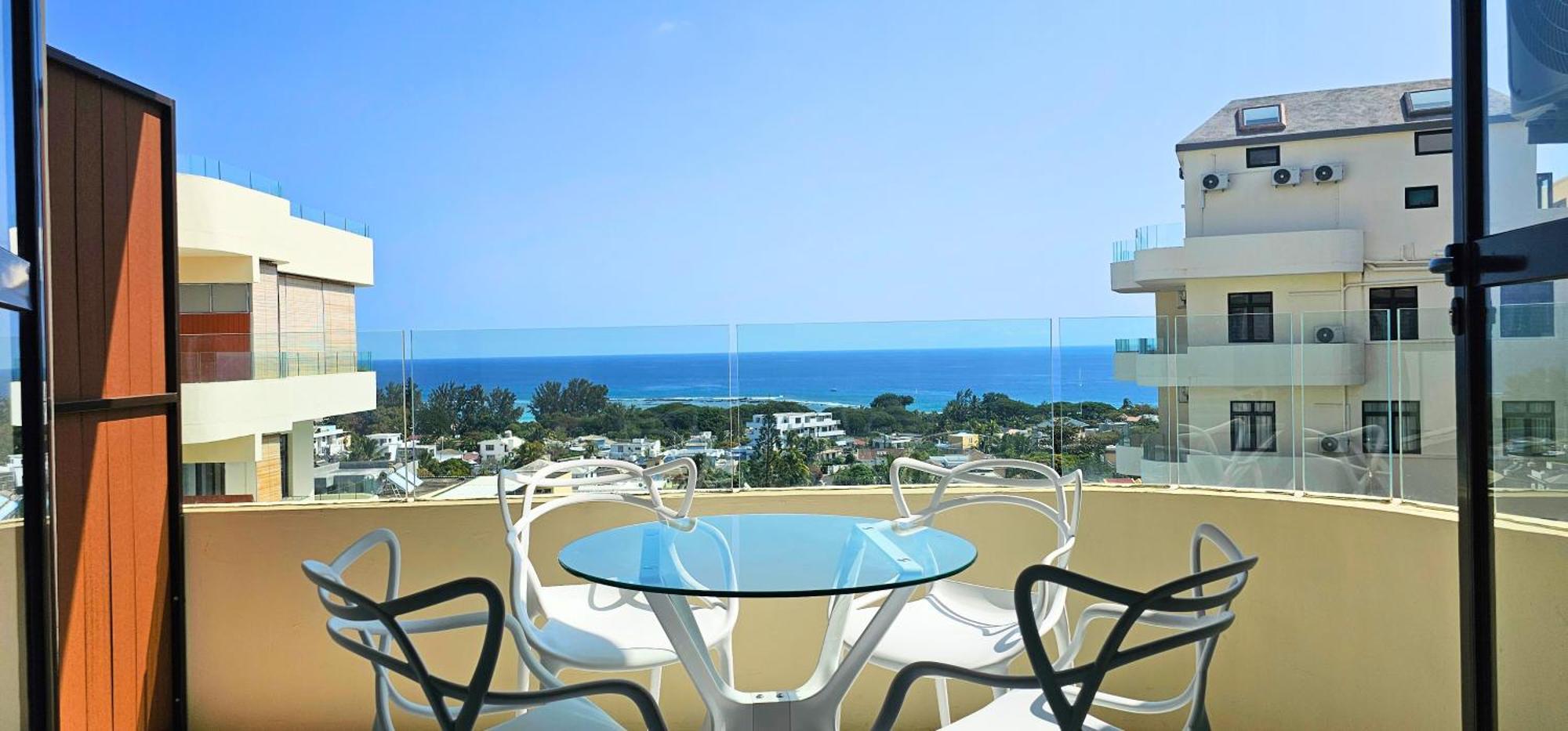 Апартаменти Zen Retreat With Stunning Sea Views And Sunsets Flic en Flac Екстер'єр фото