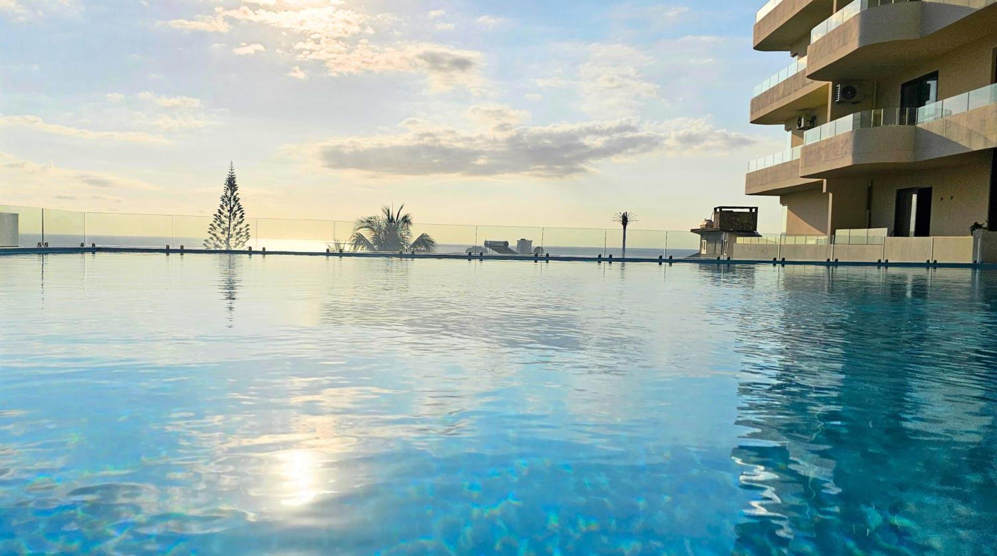 Апартаменти Zen Retreat With Stunning Sea Views And Sunsets Flic en Flac Екстер'єр фото